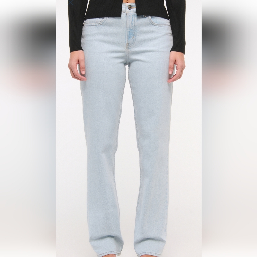 Curve Love Mid Rise 90s Straight Jean
